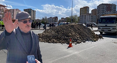Kendisine ait olduğunu iddia ettiği yolu toprak döküp kapattı