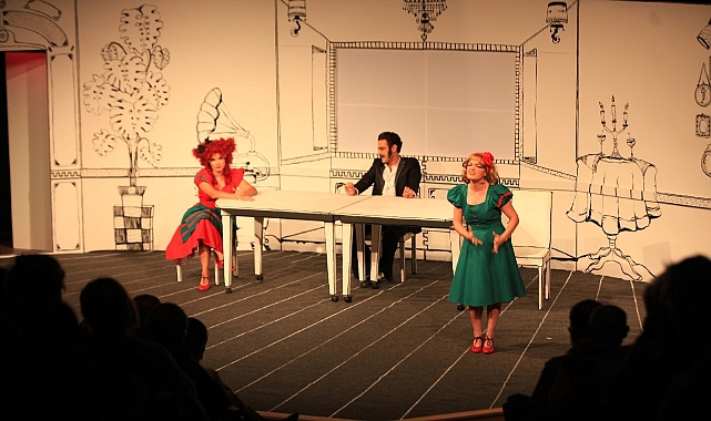 “KOCASINI SON KEZ PİŞİRİYOR” ve BODRUM SEYİRCİSİNE VEDA EDİYOR