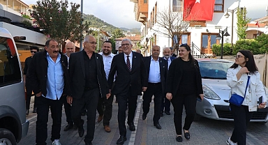 Müsavat Dervişoğlu saha çalışmalarını sürdürüyor