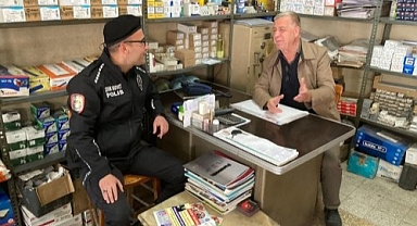 Ödemiş'te polis ekipleri vatandaşları bilgilendirdi