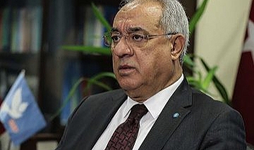 ÖNDER AKSAKAL TEK BAŞINA..DSP'DE İSTİFALAR SÜRÜYOR: ÜÇ GENEL BAŞKAN YARDIMCISI DAHA İSTİFA ETTİ