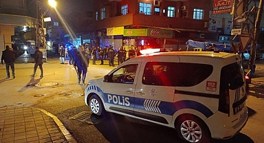 Sosyal medyadan çıkan kavga kanlı bitti! 16 yaşındaki çocuk 2 kişiyi silahla vurarak ağır yaraladı