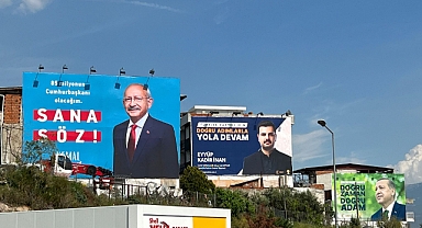 AK Parti’den korsan afiş asan Bayraklı Belediyesi’ne sert tepki