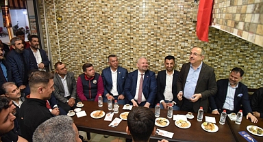 AK Partili Sürekli: “İşverenlerimizin ve emekçi kardeşlerimizin her daim yanındayız”