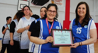Balçova’da kalpleri ısıtan turnuva