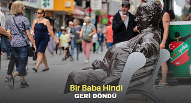 Bir Baba Hindi geri döndü
