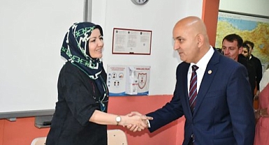 CHP İzmir Milletvekili Mahir Polat Oyunu Kullandı