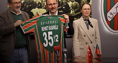 Gençlik ve Spor Bakanı İzmir Spor Kulüplerini Ziyaret Etti