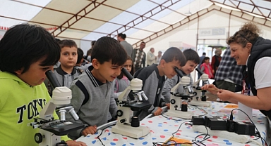 İzmir İl Milli Eğitim Müdürlüğü “El Ele Bilim Projesi” ile Kahramanmaraş’ta