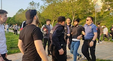 Kadıköy'de hareketli anlar :4 gözaltı