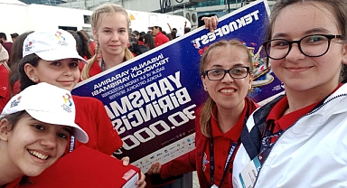 Karşıyaka Atakent Erdoğan Kibarer Ortaokulu TEKNOFEST 2023 Yarışmalarında Türkiye Birincisi Oldu