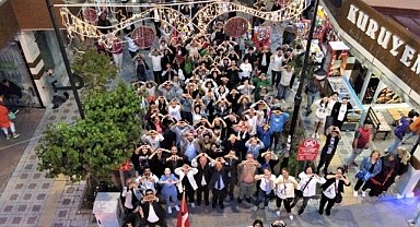 KEMALPAŞA'DA COŞKULU 19 MAYIS