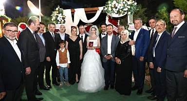 MHP İzmir Protokolünü Buluşturan Düğün