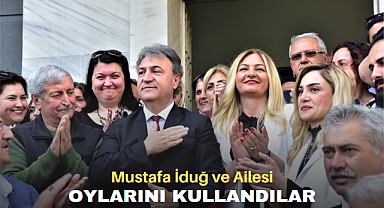 Mustafa İduğ ve Ailesi Oylarını Kullandılar