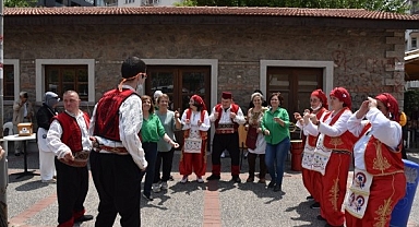 Özel çocuklar ZİÇEV kermesini oyunları ile renklendirdi