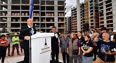 Tunç Soyer Örnekköy’deki hak sahipleriyle buluştu: ''İçiniz rahat olsun güvenli ellerdesiniz”