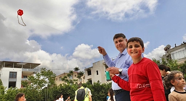 Uçurtmalar Kardeşliğe Yükseldi