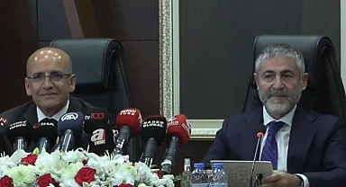Hazine ve Maliye Bakanlığı'nda devir teslim töreni... Bakan Mehmet Şimşek'ten ilk mesaj