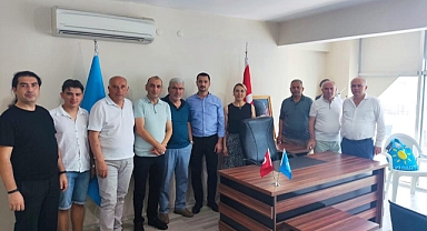 İyi Parti Menderes’ten “aile” tadında bayramlaşma