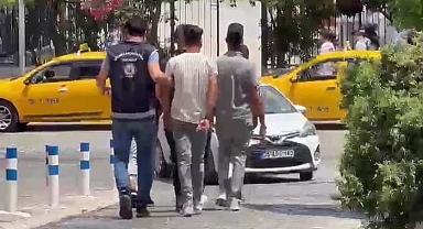 İzmir Basmane'de düzensiz göçmen operasyonu: 109 kişi yakalandı