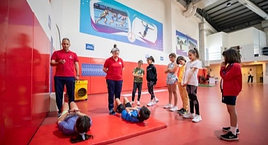 Karşıyaka Belediyesi hem çocukların hem ilçenin geleceğine yatırım yapıyor