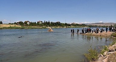 Kızılırmak'ta acı olay! Kaçan topu almak için suya giren 3 çocuk hayatını kaybetti