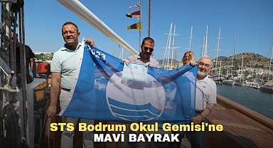 STS Bodrum Okul Gemisi'ne Mavi Bayrak