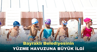 Bayraklı Belediyesinin yüzme havuzuna büyük ilgi