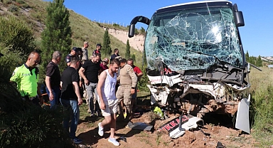 Eskişehir'de yolcu otobüsü şarampole düştü: 35 yaralı