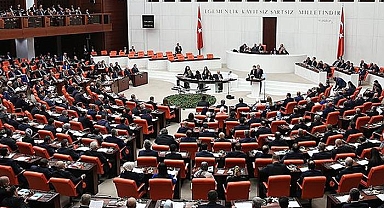 Kulislerde bu konuşuluyor: DEVA ve DP ortak grup mu kuruyor? Gözler o iki partiye çevrildi, açıklama geldi