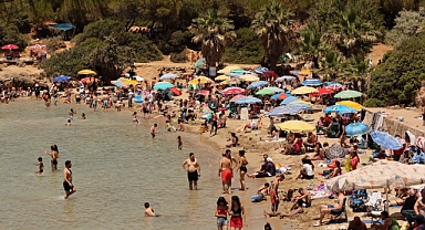 SEFERİHİSAR’DA DOĞAL PLAJ ÇÖPLÜĞE DÖNDÜ