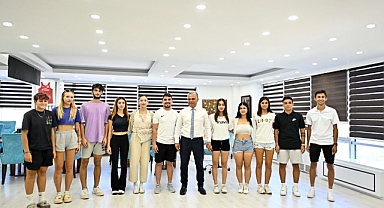 ANTALYA MURATPAŞA’NIN YETENEKLİ GENÇLERİ ARTIK ÜNİVERSİTELİ