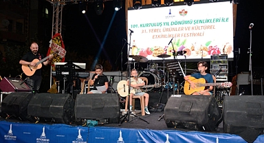 BEYDAĞ'IN KURTULUŞUN 101. YILDÖNÜMÜ FESTİVAL GİBİ COŞKUYLA KUTLANDI