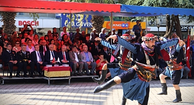 ÖDEMİŞ’TE KURTULUŞUN 101. YILI COŞKUYLA KUTLANIYOR