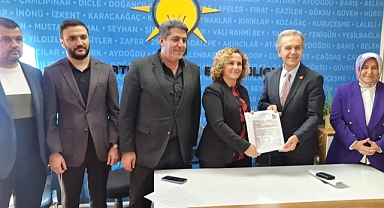 Ak Parti Bucada ilk kadın aday Seçkin Aktürk oldu