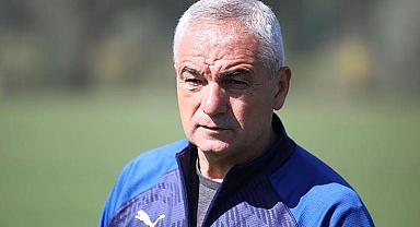 Rıza Çalımbay'dan Burak Yılmaz'a tepki: Hakkı yok
