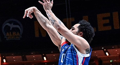 Anadolu Efes, ALBA Berlin'i Almanya'da devirdi