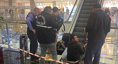 Konya’da feci olay! Yürüyen merdivende düşen çocuğun parmakları koptu