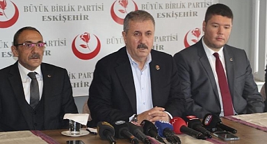 Mustafa Destici'den sokak köpekleri için dikkat çeken öneri! Atatürk'ün onayladığı genelgeyi örnek gösterdi