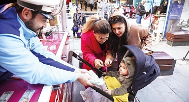 Yılbaşı biletlerine yoğun ilgi... Büyük ikramiye 400 milyon