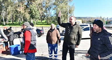 Başkan Gümrükçü asfalt çalışmalarını yerinde inceledi
