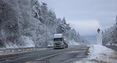 Bolu Dağı'nda kar yağışı etkisini yitirdi: Ulaşım normale döndü
