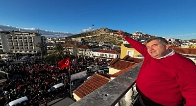 Çeşme'de 'Lal Denizli' Tepkisi: Ekrem Oran Genel Merkez'e Seslendi