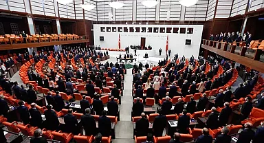 Emekliye ek zam TBMM'de kabul edildi