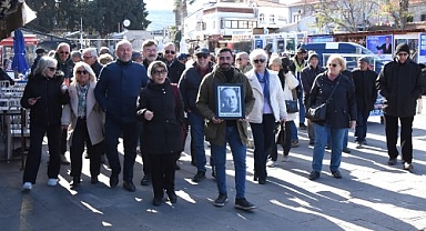 Gazeteci Uğur Mumcu Foça'da anıldı