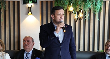 Hamza Dağ, Karabağlar'da muhtarlarla buluştu