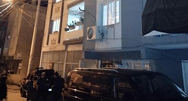 İzmir'de korkunç olay! Tartıştığı babasını sırtından bıçakladı