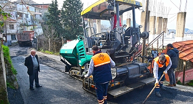 Karabağlar Belediyesi 2023 Yılında 20 Bin Tondan Fazla Asfalt Serdi