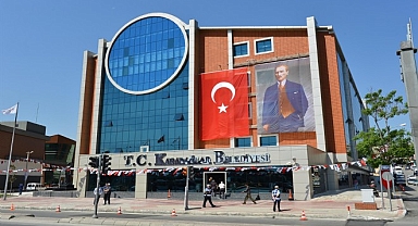 Karabağlar Belediyesi'nden İşçi Taleplerine Tepki: Kabul Etmiyoruz, Reddediyoruz!