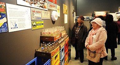 Karşıyaka Belediyesi'nin 'Gazozuna var mısın?' sergisi ziyarete açıldı